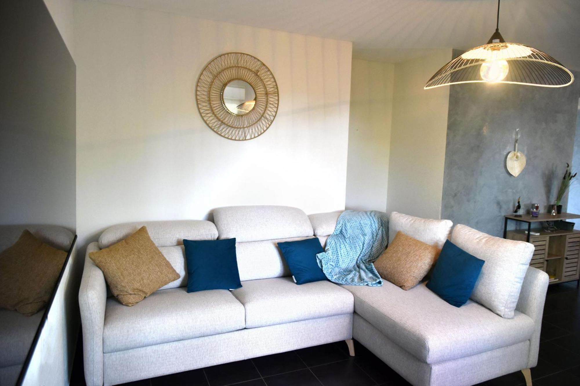Grande Maison Familiale Super Calme - Piscine - Jacuzzi - Salle De Jeux - Idealement Situee - Gd Jardin Sans Aucun Vis A Vis Holiday home Sauzet (Drome)