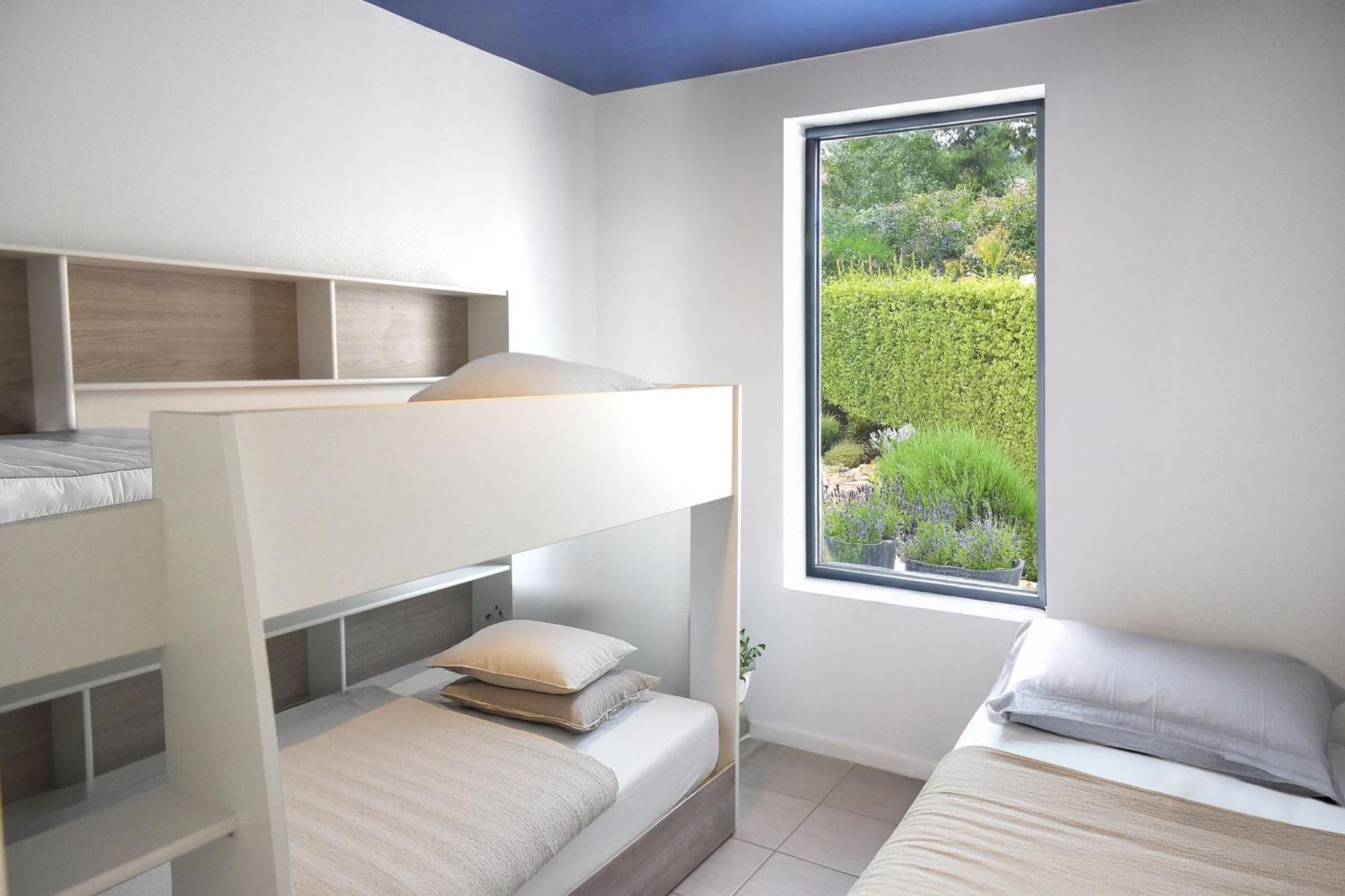 Grande Maison Familiale Super Calme - Piscine - Jacuzzi - Salle De Jeux - Idealement Situee - Gd Jardin Sans Aucun Vis A Vis